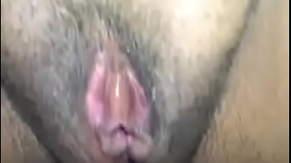 Download Video - Se ensarta sola morenita la verga en el culo&period;MOV