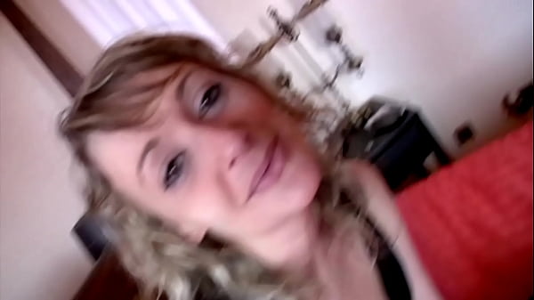 Latina Evy Sky Needs A Cock