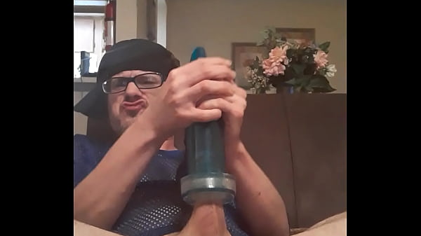 Download Video - Steven jerking his dick