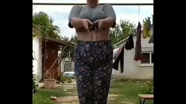 Bouncing Boobs