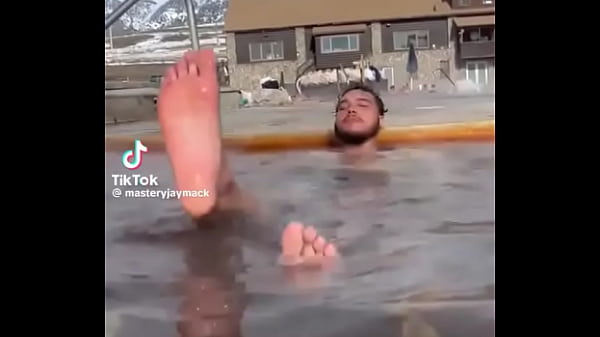 Someone get me and this mans feet alone in a room plz