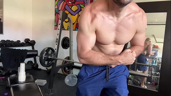 J Mac Jacks Off His Big Dick and Spreads His Bu...