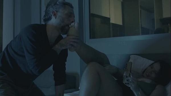 I Need A Dirty Old Man To Suck My Toes