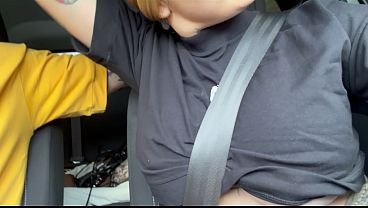 My perfect girlfriend sucked my dick in the car and swallowed all the cum.