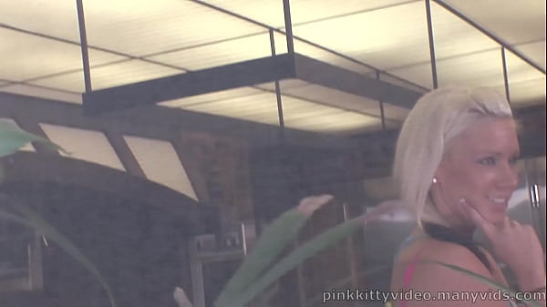 Petite teen Kacey Jordan bangs daddys co worker