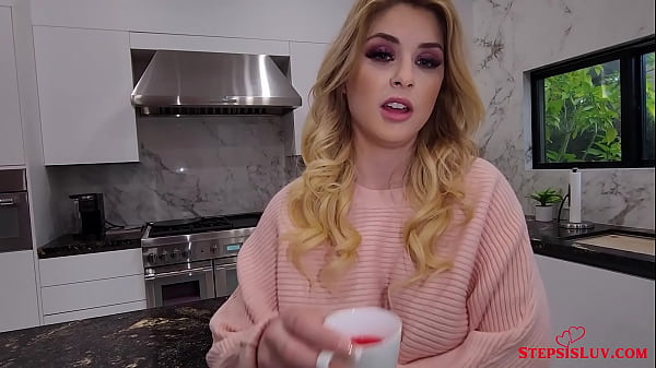 Kenzie Love and Riley Reign fucked by Allen Swift