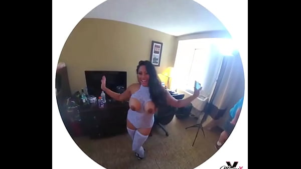 GoPro POV Fuck! Shaun Dam Facializes Her! Sexy Maxine X Loves BBC!