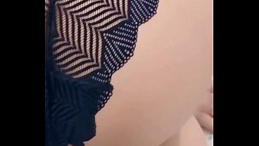 Pin that hot nurse down on the bed and fuck her hard - Nàng Hộ lí lồn xinh