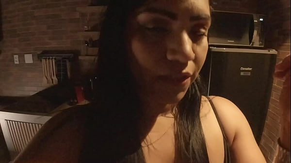 Download Video - Buceta Cheia de Porra&colon; Meu Marido Corno Chupa o Gozo do Outro&excl;