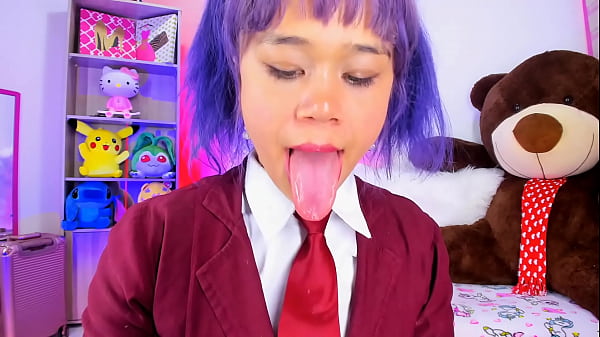 Download Video - Lila jordan shows her throat