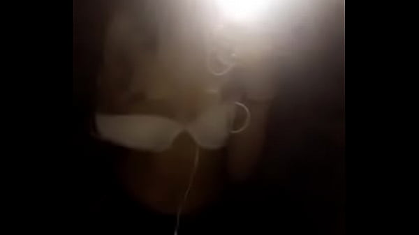 Seins De Chloé Cysewki