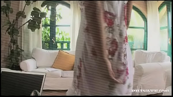 Vanessa May Masturbates While a Horny Guy Watches