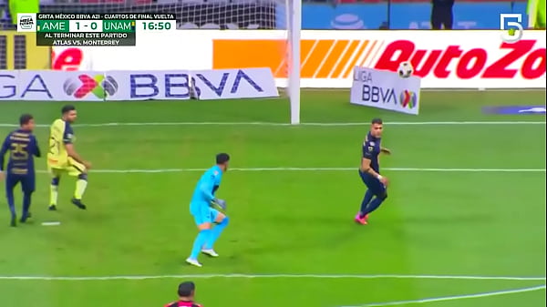 jovenes universitarios se follan en una gangbang a su puta naca de amarillo