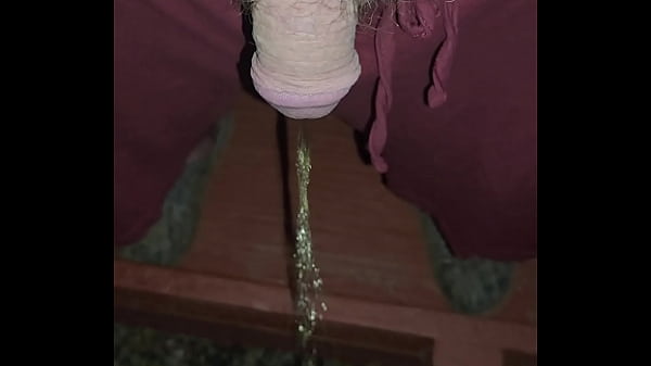 Kaso221 - pissing off my porch