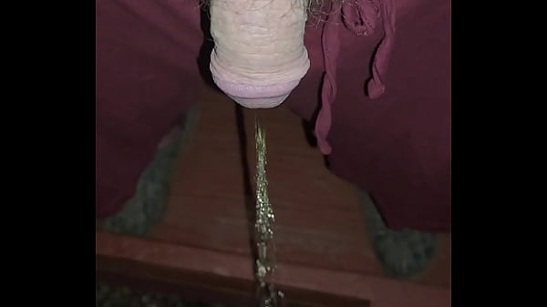 Kaso221 - pissing off my porch