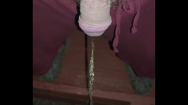 Kaso221 - pissing off my porch