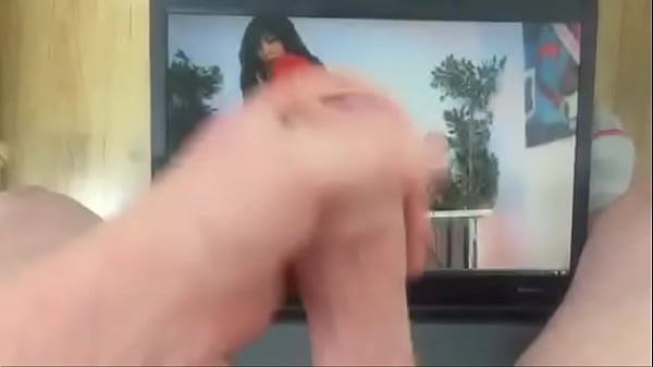 Babestation wank- Fernanda Ferrari