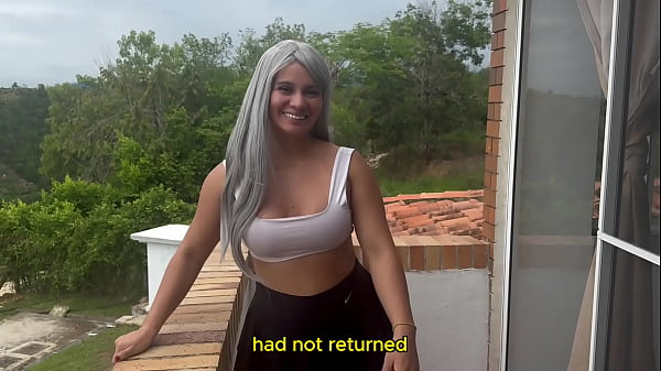 Download Video - Mi madrastra cachonda me hace un masaje y me la follo