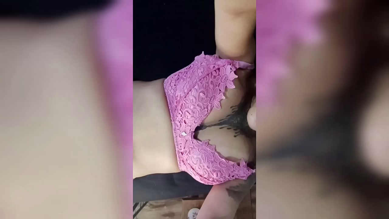 Tuve relaciones sexuales con el marido de mi amiga y ella lo grabó.
                    sexy creampie big cock muchos negros