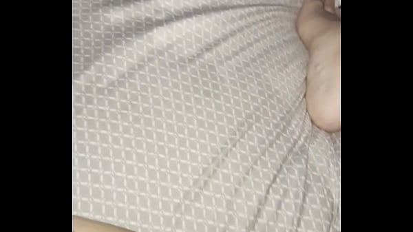 Me grabo cogiendo con un amigo