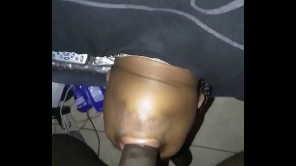 Big booty midget sneaks in my house