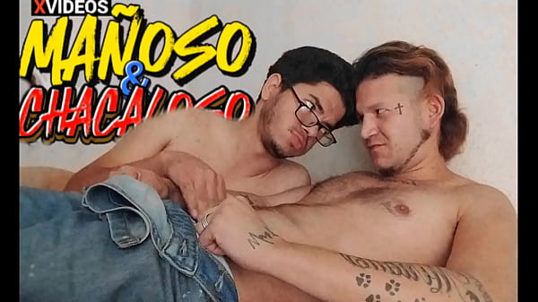 El chacal platico , morboseo y le puso a mamar ...