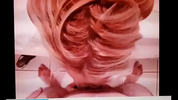 Big roll sucking on a pauzudo client Mirella