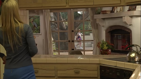 Kinky MILF Alexis Fawx Fingers Teen Cheerleader...