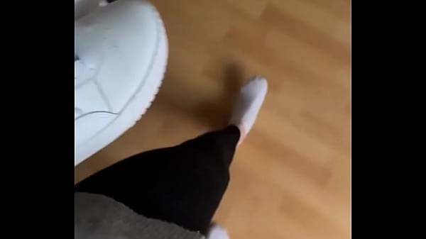 Good Morning! ?#fetish #fetish #OF girl #smelly #socks #socksfetish #whitesocks