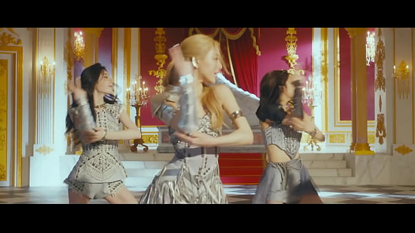 LUA Y MANU TIENEN SEXO EN ZAPATILLAS - KLAB ENTERTAINMENT