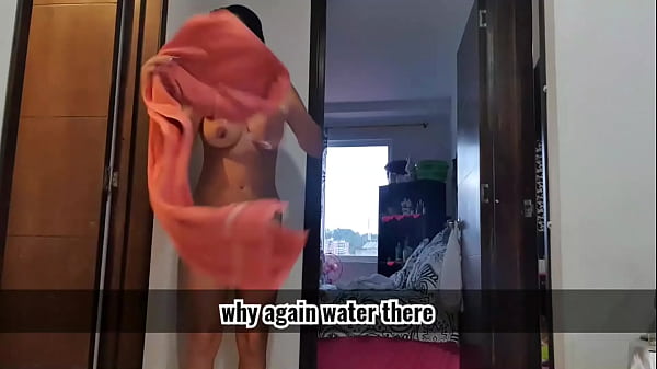 Download Video - Martinasmith was caught by her squirting on the floor