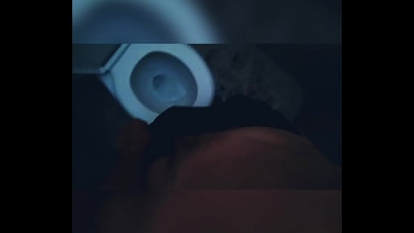 Soldado Muestra La Verga