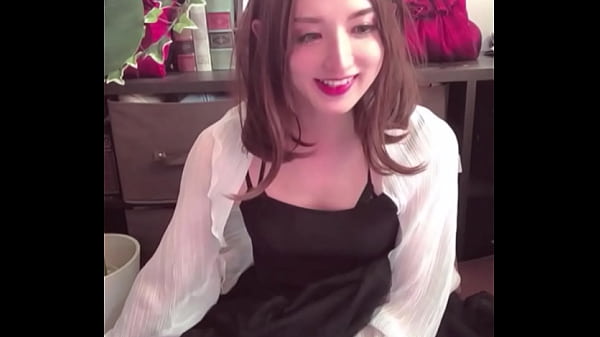 女装ちかが股間ネットを付けて配信オナニー動画