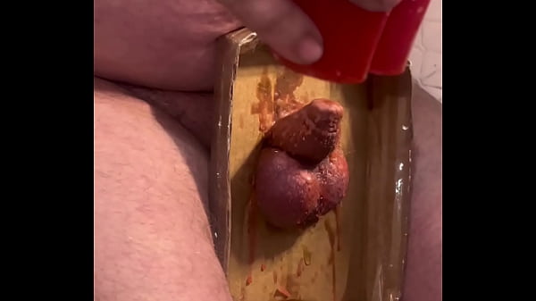 Download Video - Solobdsmman 137- hot swax and burning my dick hair
