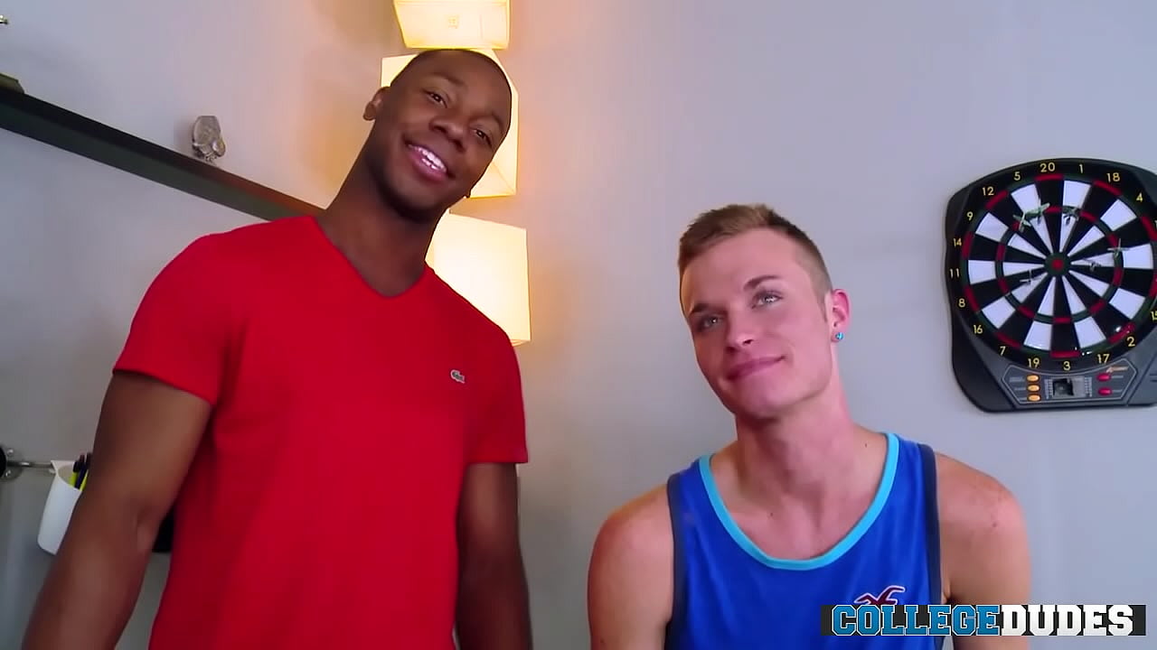 Dante Monroe supera a Taylor Blaise
                    hardcore interracial blowjob amateur ebony gay jock big dick gay for pay straight guy gay amateur gay sex gay anal muchos negros