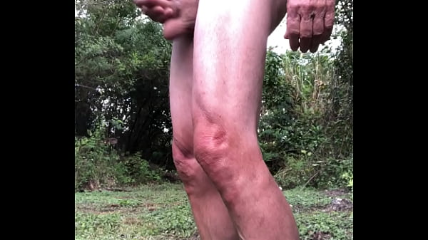 Download Video - Outdoor nature jerkoff