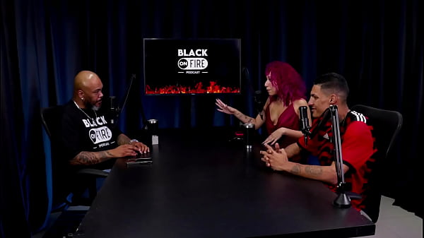 He told about the hard scene he did, he wouldn't record with his step daughter (like Andressa Urach and Carlos do), and the mom sits down and passes... - Tiffany Carioca & Gabriel Rios (WATCH ON: SHEER/RED)