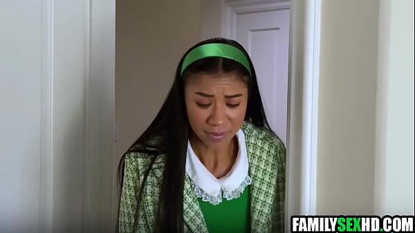 Download Video - Sneaky stepdaughter blows & fucks stepdad