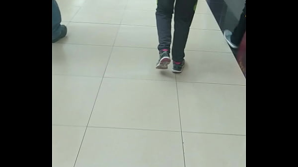Nalgona of p. in mall