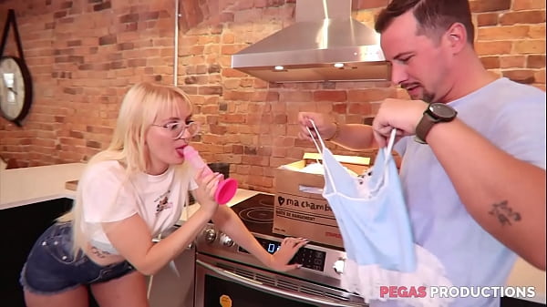 Pegas Productions - Déménager Avec Une Ptite Co...