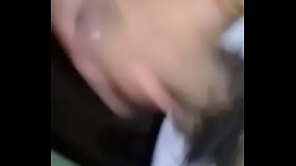 Charapa masturbandose