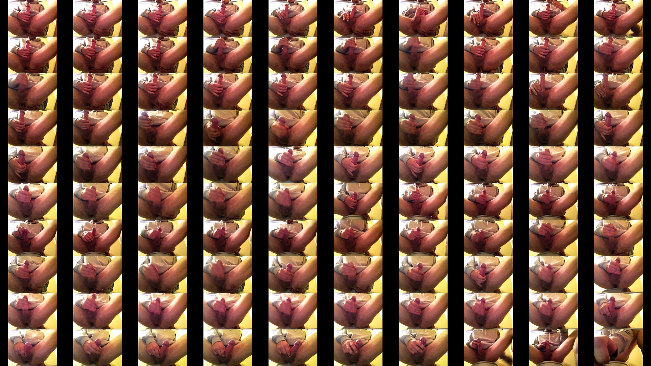Milking a young cock 预览图