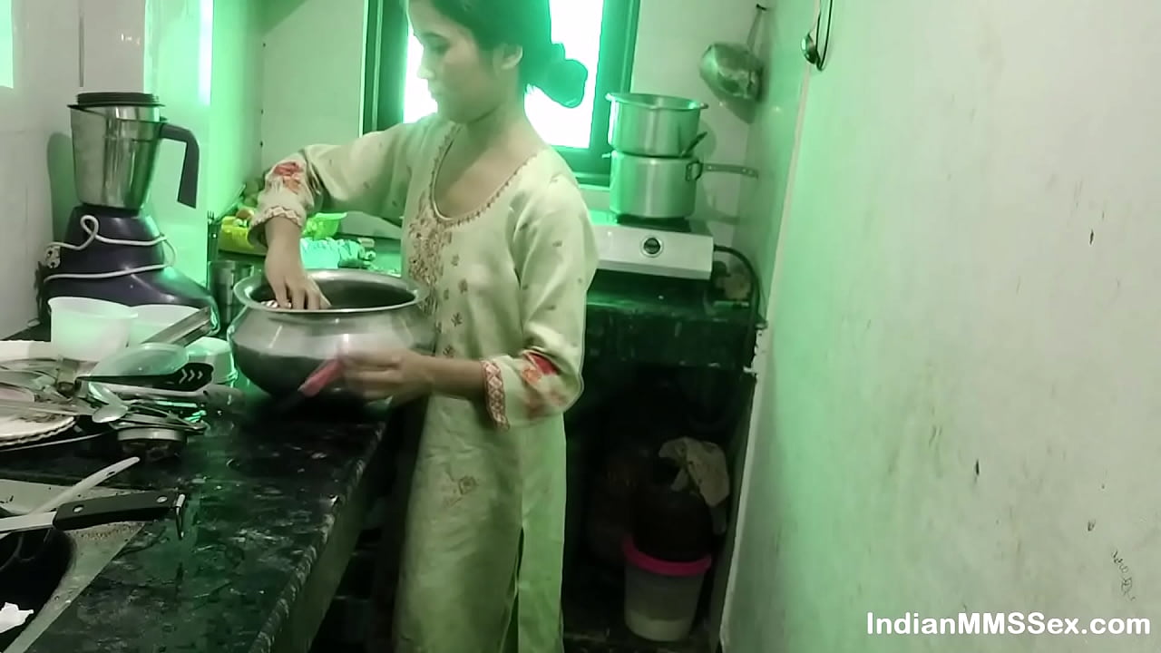 Indian desi bhabhi first time ass fucking video