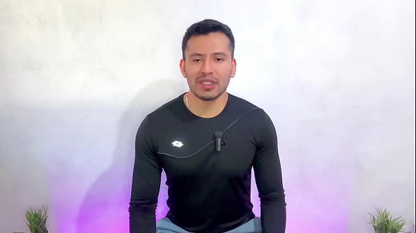 Seminarista Colombiano penetra a pelo con sus 2...