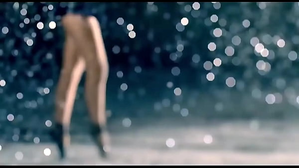 Rihanna - Umbrella Ft. JAY-Z (60fps)