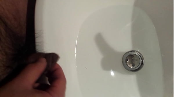 cumming on water
