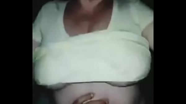 Marié Assis Savoureux Dans Ma Bite