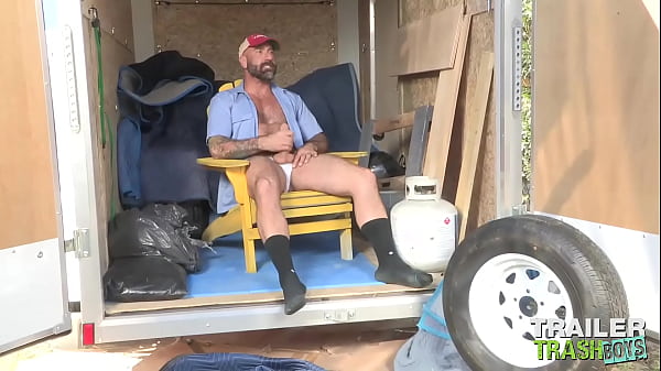 Download Video - TRAILERTRASHBOYS Drew Sebastian Barebacks Hunky Jake Nicola