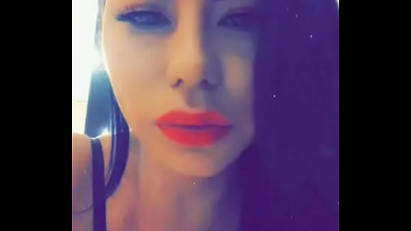 Mayte flores muestra su rico culo su rico culo