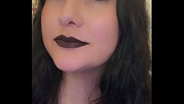 LizGonzisthick snapchat video